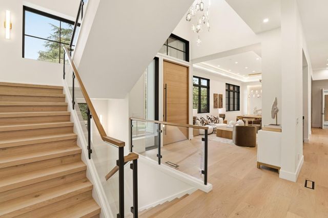 2319 Warner Range Avenue, Menlo Park, CA 94025