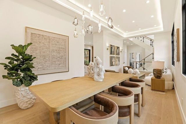 2319 Warner Range Avenue, Menlo Park, CA 94025