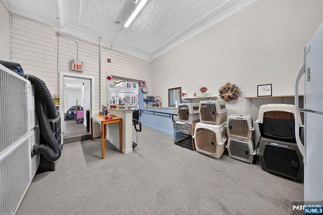 220 Park Avenue, East Rutherford, NJ 07073