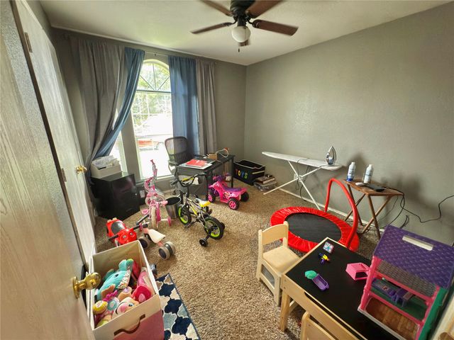 101 Jackson Drive, Terrell, TX 75160