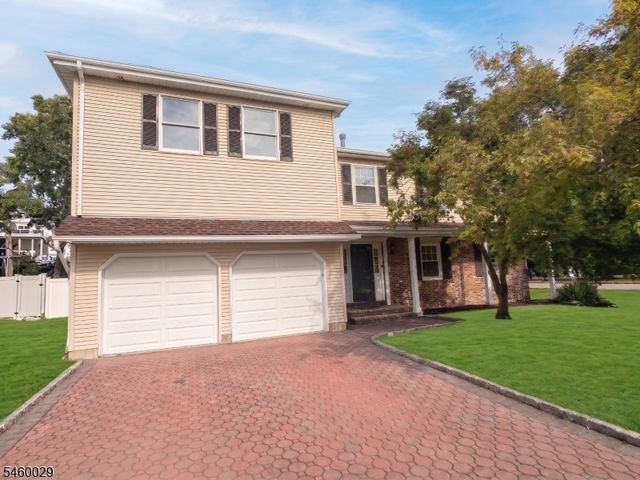 45 Holyoke Rd, Wayne Twp., NJ 07470