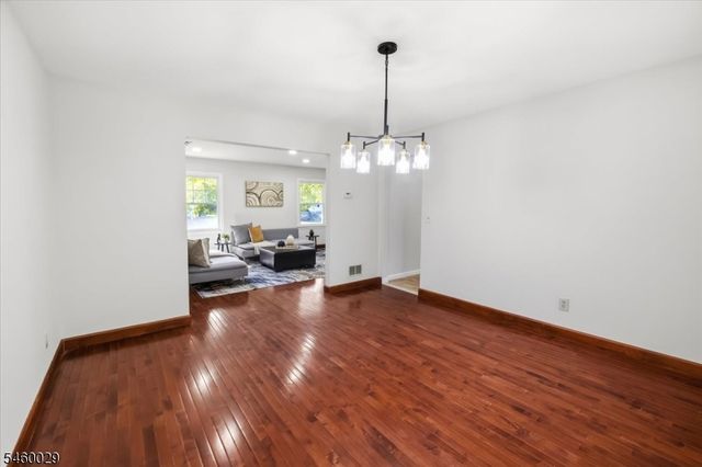 45 Holyoke Rd, Wayne Twp., NJ 07470