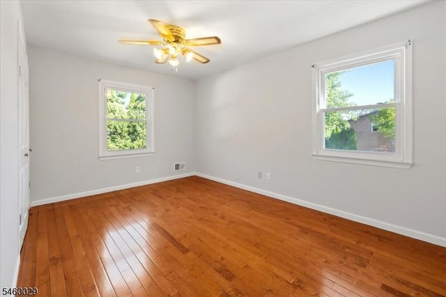45 Holyoke Rd, Wayne Twp., NJ 07470