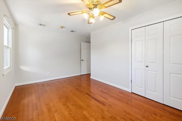 45 Holyoke Rd, Wayne Twp., NJ 07470