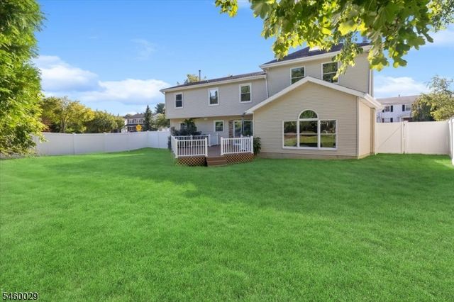 45 Holyoke Rd, Wayne Twp., NJ 07470