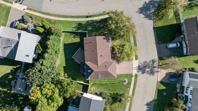 45 Holyoke Rd, Wayne Twp., NJ 07470