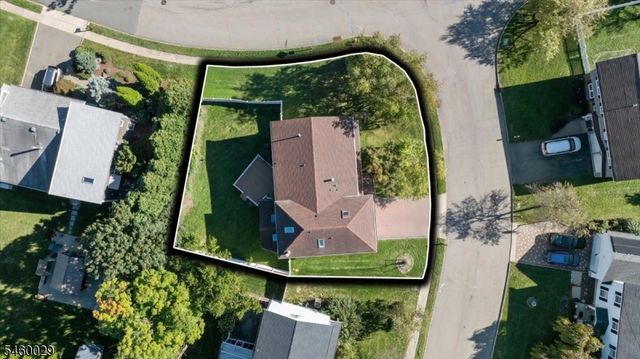 45 Holyoke Rd, Wayne Twp., NJ 07470