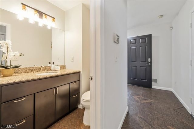 45 Holyoke Rd, Wayne Twp., NJ 07470
