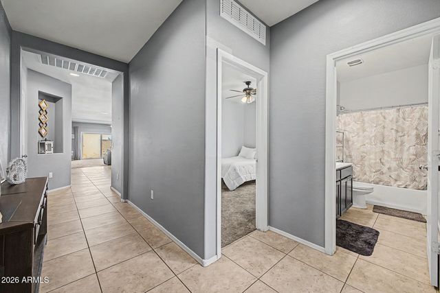 28775 N GYPSUM Drive, San Tan Valley, AZ 85143