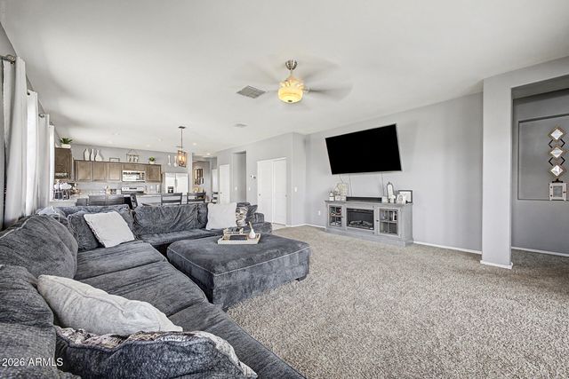 28775 N GYPSUM Drive, San Tan Valley, AZ 85143