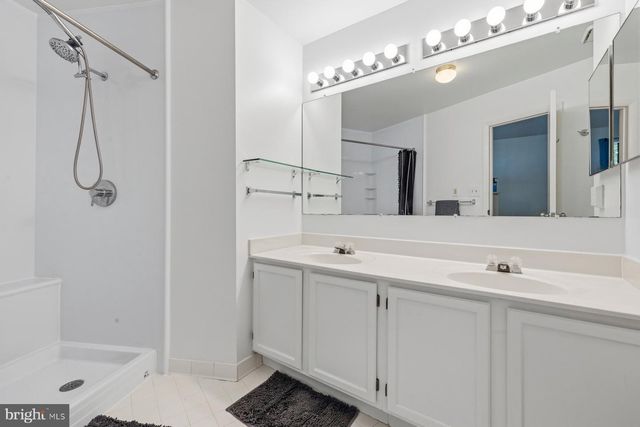 13305 WATERSIDE CIR, Germantown, MD 20874