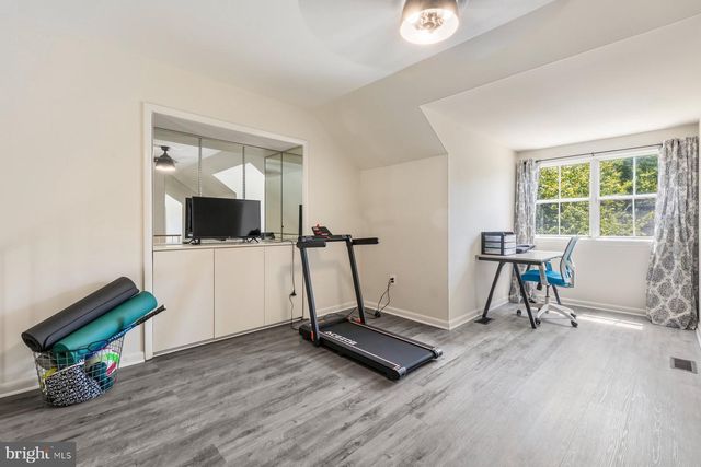 13305 WATERSIDE CIR, Germantown, MD 20874