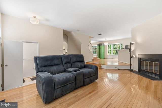 13305 WATERSIDE CIR, Germantown, MD 20874