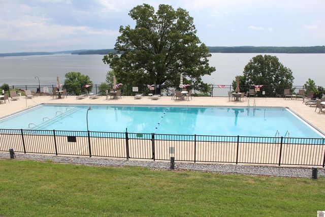 328 Champion Hills Unit 16 A, Kuttawa, KY 42055