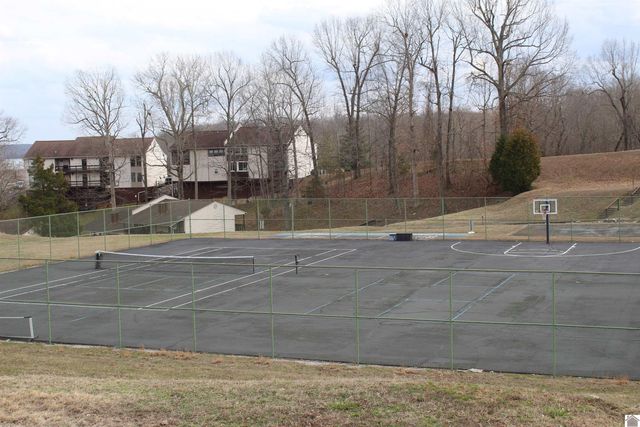 328 Champion Hills Unit 16 A, Kuttawa, KY 42055