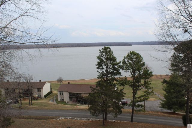 328 Champion Hills Unit 16 A, Kuttawa, KY 42055