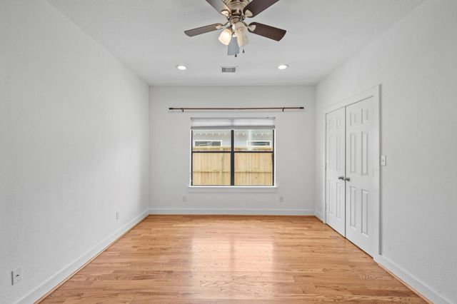 4734 Bell Street B, Houston, TX 77023