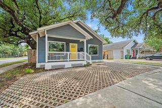 4734 Bell Street B, Houston, TX 77023