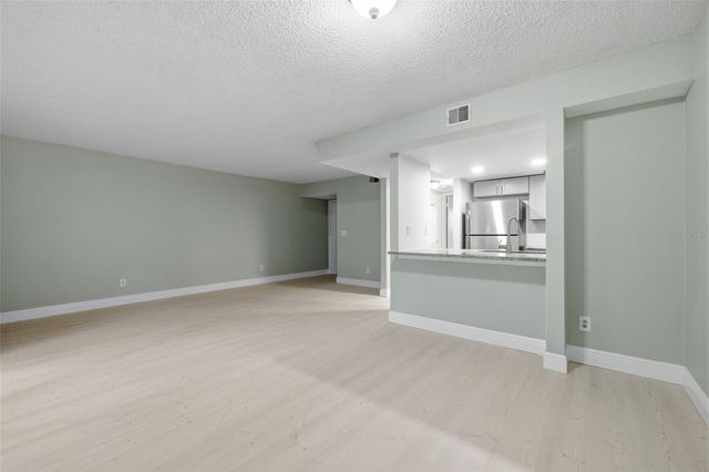 4873 PURITAN CIRCLE 2401, Tampa, FL 33617