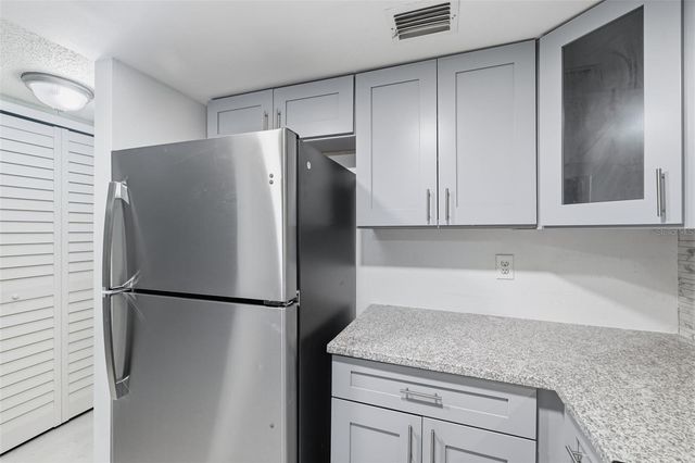 4873 PURITAN CIRCLE 2401, Tampa, FL 33617