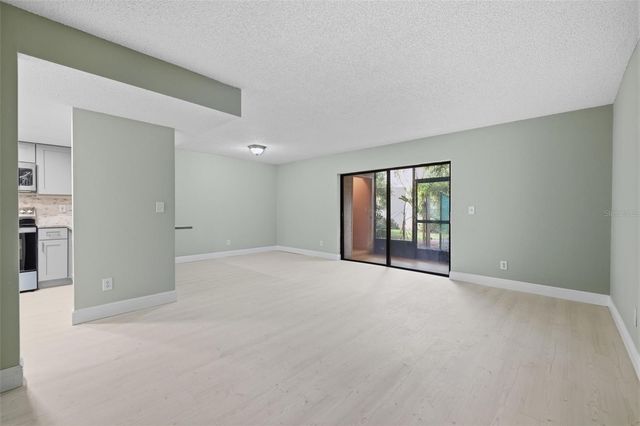 4873 PURITAN CIRCLE 2401, Tampa, FL 33617