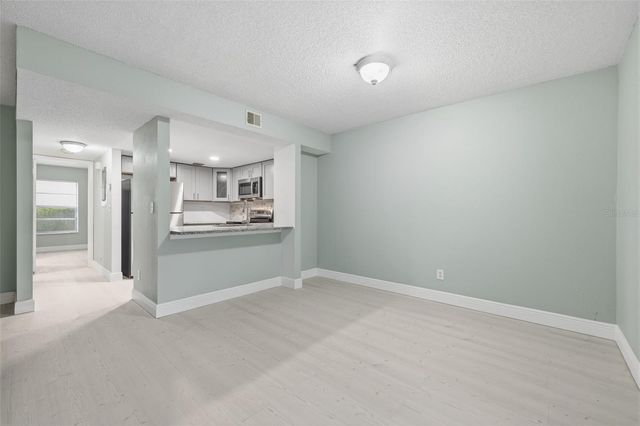4873 PURITAN CIRCLE 2401, Tampa, FL 33617
