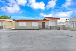 4630 NW 7th St, Miami, FL 33126