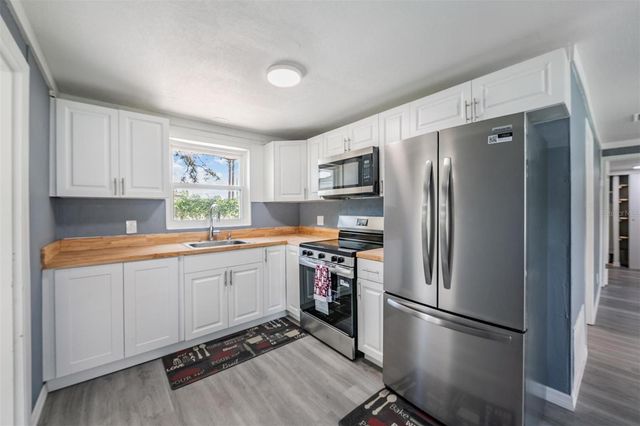 636 STREMMA ROAD, Largo, FL 33770