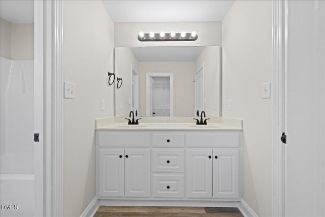 11438 Village Square Drive, Middlesex, NC 27557