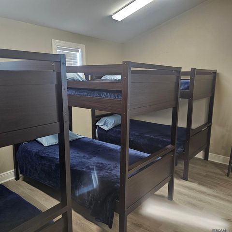 6907 Driftwood Dr, Chauvin, LA 70344