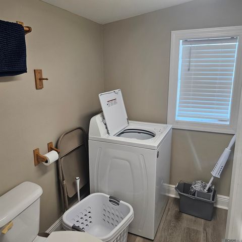 6907 Driftwood Dr, Chauvin, LA 70344