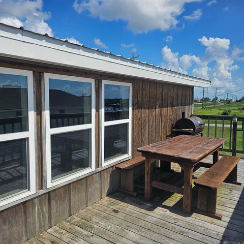 6907 Driftwood Dr, Chauvin, LA 70344