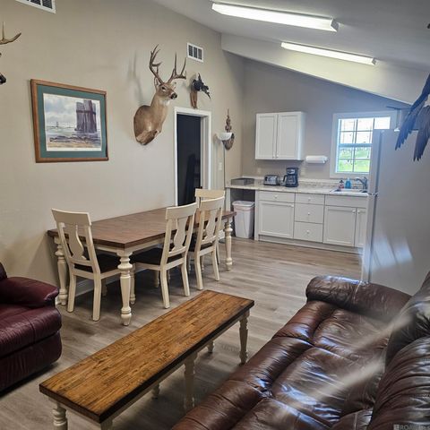 6907 Driftwood Dr, Chauvin, LA 70344