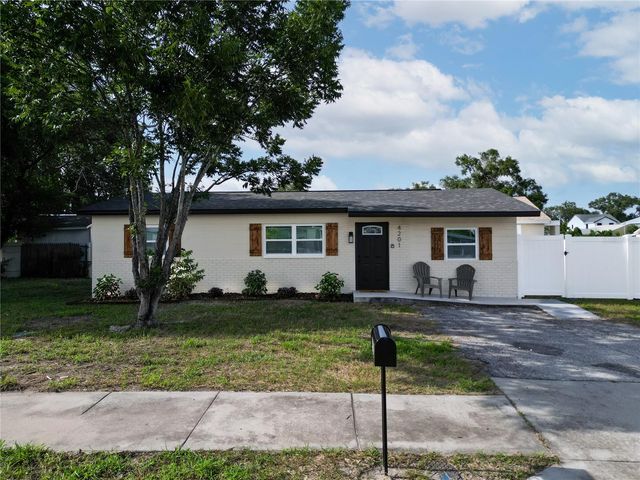 4201 55TH AVENUE N, St Petersburg, FL 33714