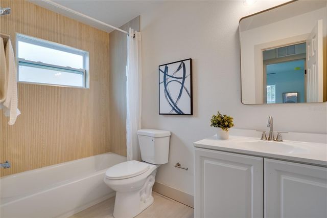 4201 55TH AVENUE N, St Petersburg, FL 33714