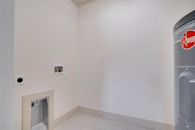 4201 55TH AVENUE N, St Petersburg, FL 33714