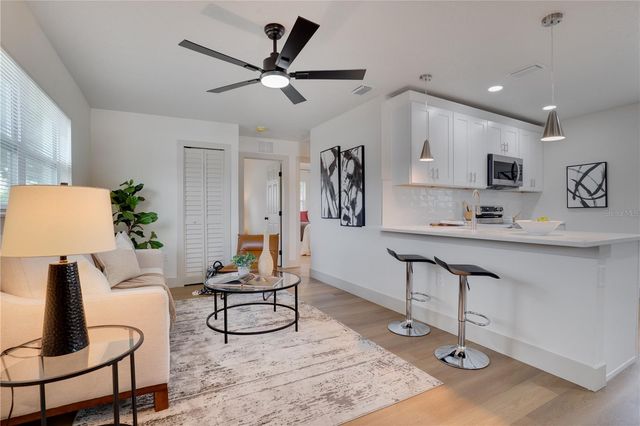 4201 55TH AVENUE N, St Petersburg, FL 33714