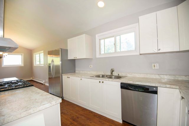 9S104 Aero Drive, Naperville, IL 60564