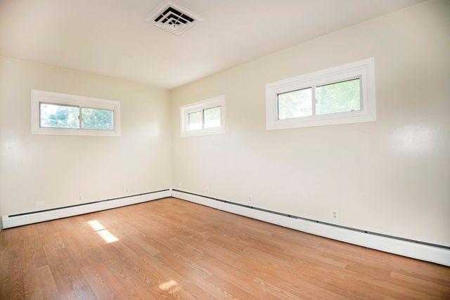 9S104 Aero Drive, Naperville, IL 60564