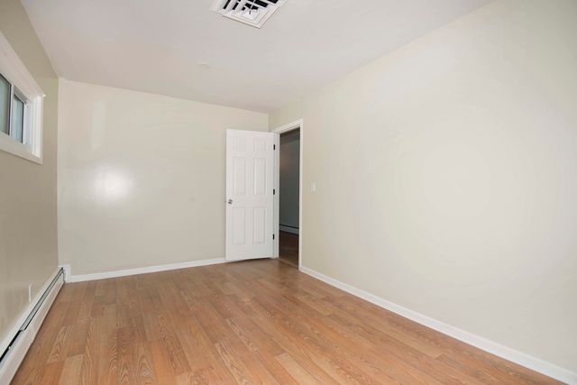 9S104 Aero Drive, Naperville, IL 60564