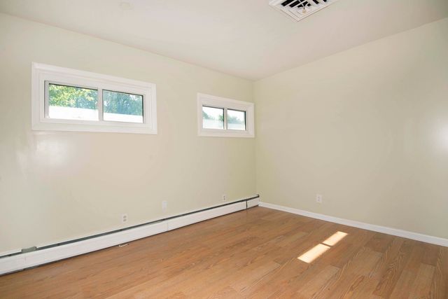9S104 Aero Drive, Naperville, IL 60564