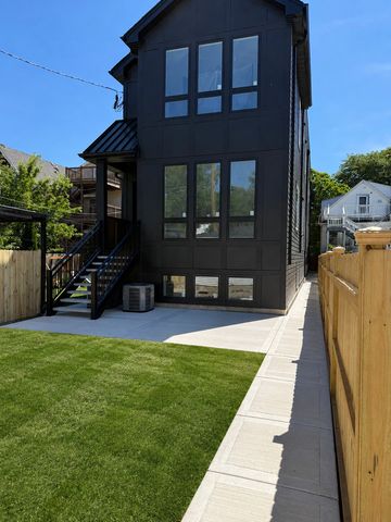1830 N Saint Louis Avenue 1F, Chicago, IL 60647