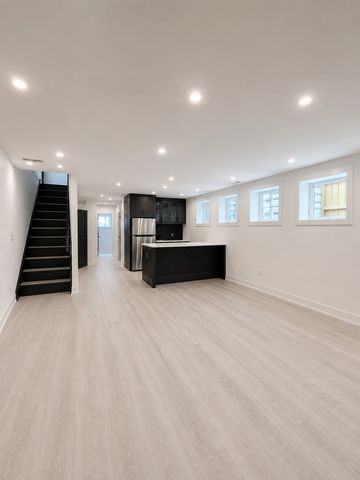 1830 N Saint Louis Avenue 1F, Chicago, IL 60647