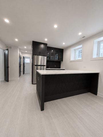 1830 N Saint Louis Avenue 1F, Chicago, IL 60647