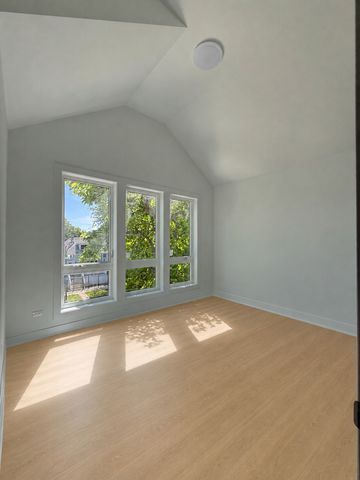 1830 N Saint Louis Avenue 1F, Chicago, IL 60647