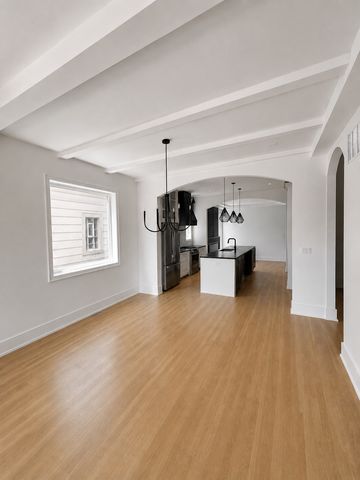 1830 N Saint Louis Avenue 1F, Chicago, IL 60647