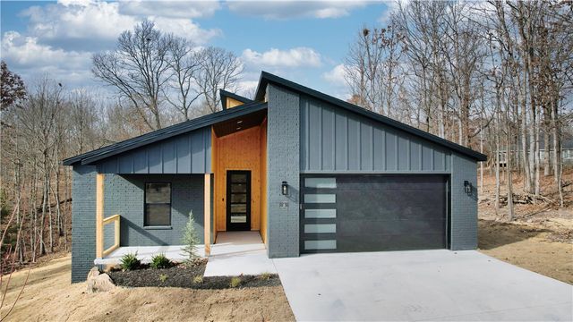 6 Argyll Circle, Bella Vista, AR 72715