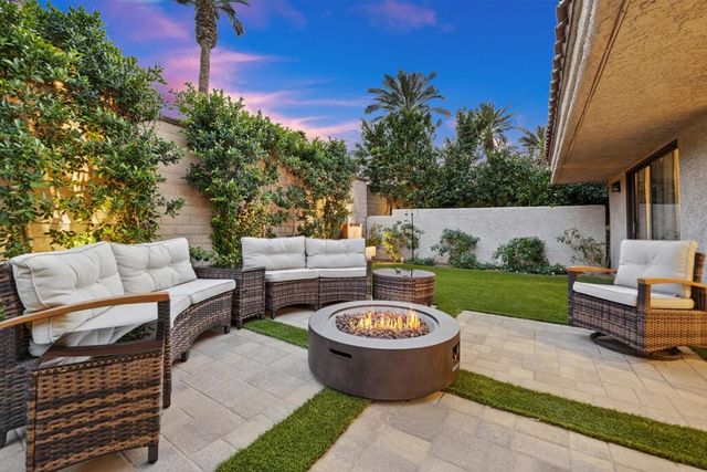 48119 Calle Seranas, La Quinta, CA 92253