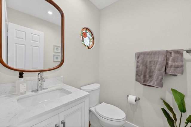 48119 Calle Seranas, La Quinta, CA 92253