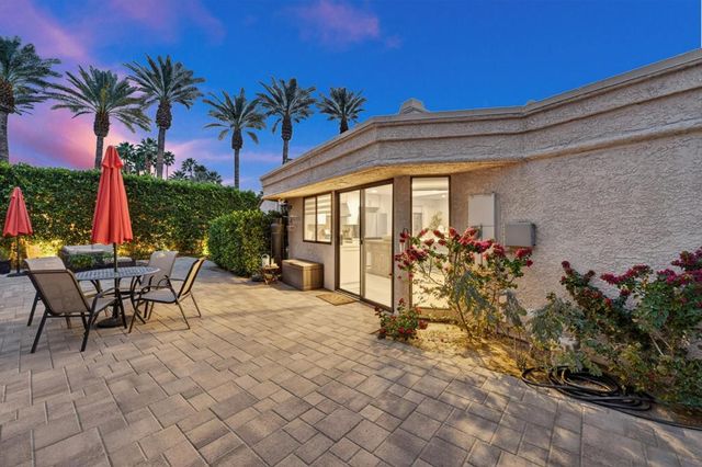 48119 Calle Seranas, La Quinta, CA 92253